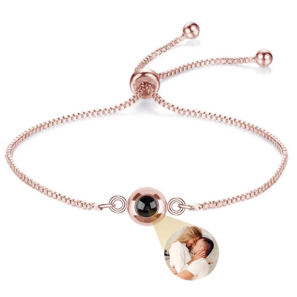 Personalized Cable Chain Circle Photo Bracelet.